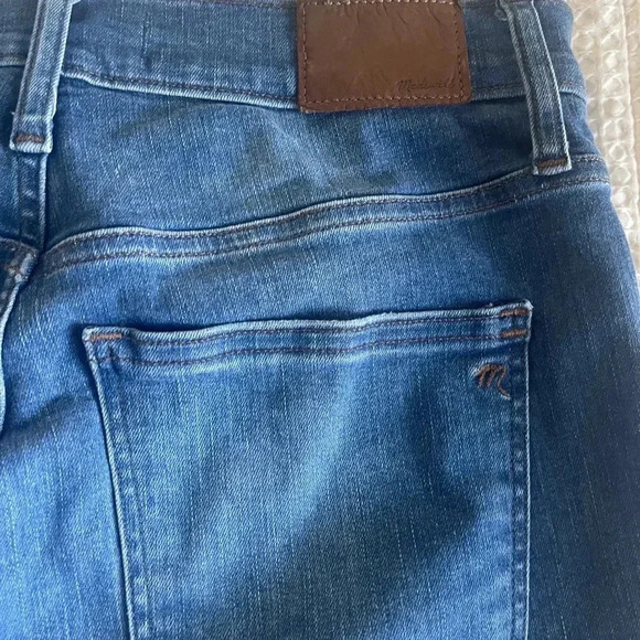 Madewell dark wash 9” mid-rise skinny jeans size 29 raw hem ankles - Picture 9 of 9